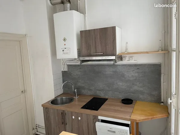 À louer - Bel appartement F3 de 63 m² - Place Delille- Clermont-Ferrand