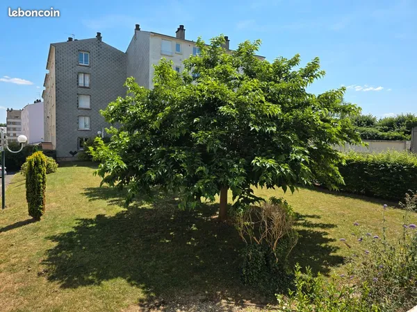 T3 meuble 63 m² refait a neuf residence goulevents bourges