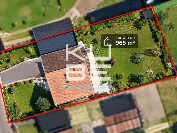 Maison 9 pièces 242 m²