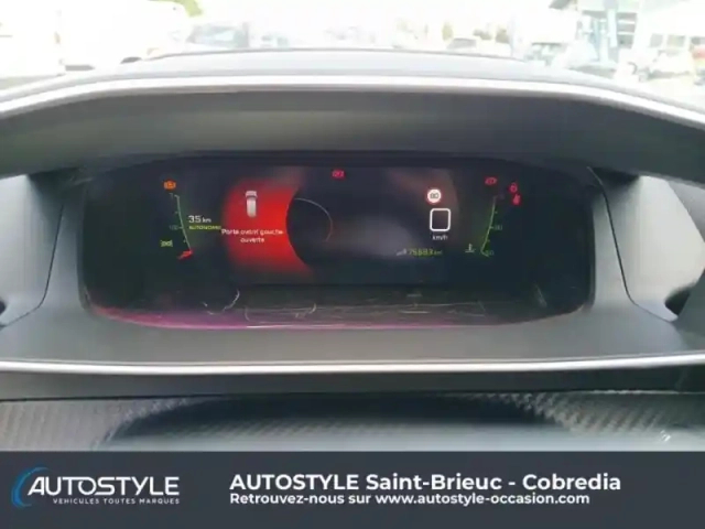 Peugeot 2008 1.5 bluehdi 100ch s&amp;s allure — photo 18