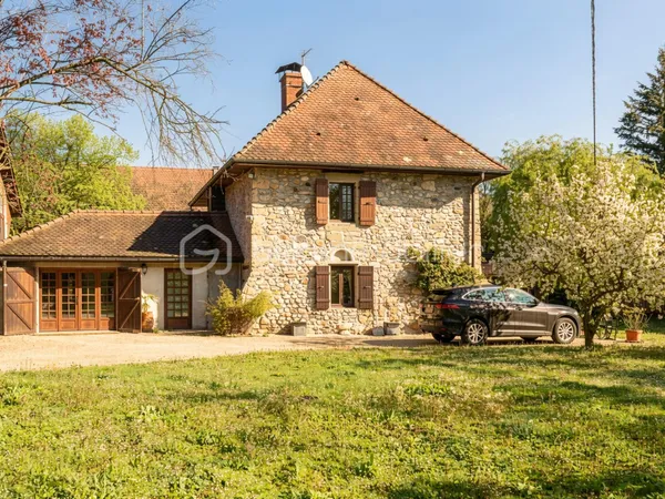 Maison 7 pièces 178 m²