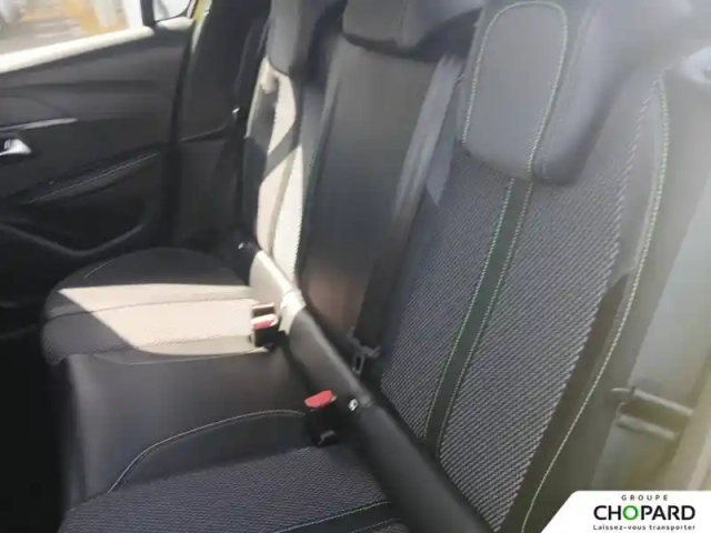 Peugeot 208 puretech 100 s&amp;s bvm6 — photo 18