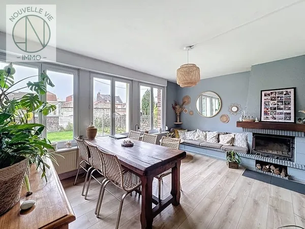 Maison semi-individuelle Croix Duquenière 82 m2 jardin place