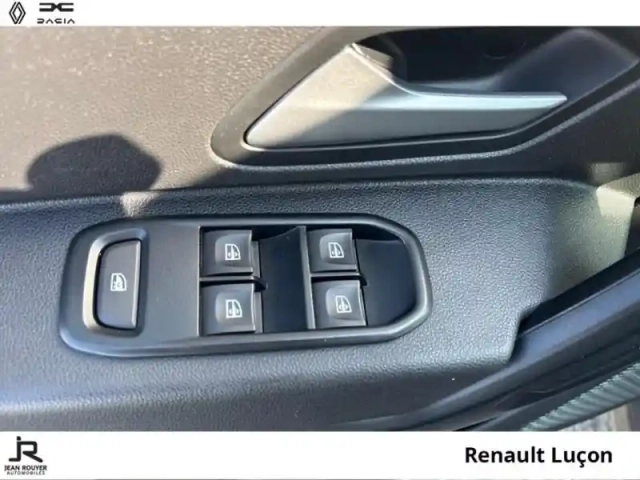 Dacia Duster 1.3 tce 150ch fap expression 4x2 edc — photo 14