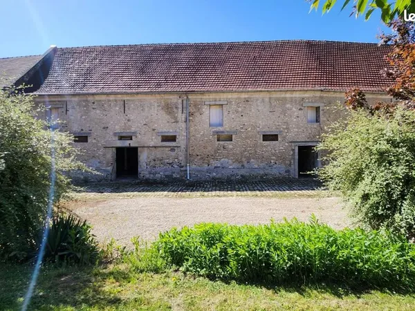 Grange 1 pièce 164 m²