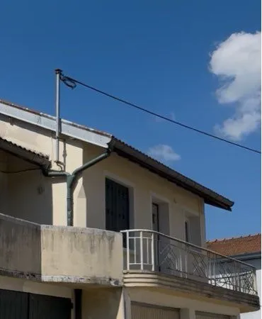 T2 37 m² avec balcon d'angle 16 m² - Oyonnax