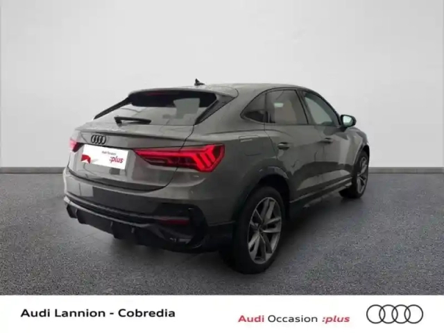Audi Q3 sportback 35 tdi 150ch s line s tronic 7 — photo 4