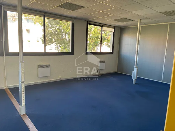 Bureaux 146 m²