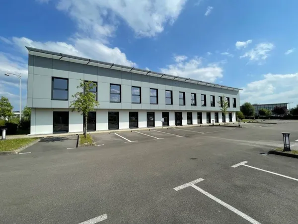 Bureaux 1284 m²