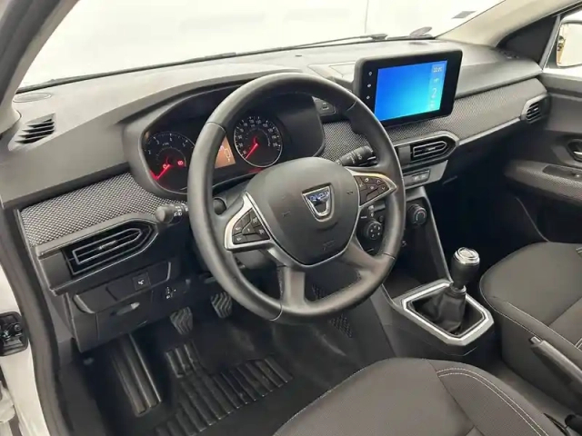 Dacia Jogger tce 110 5 places — photo 19