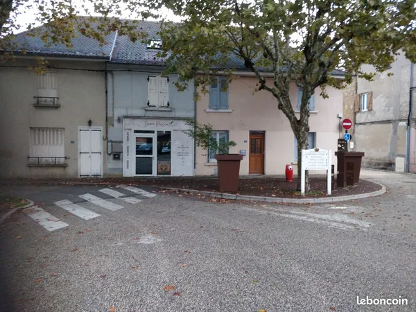 Local commercial de 31m2 belle visibilité