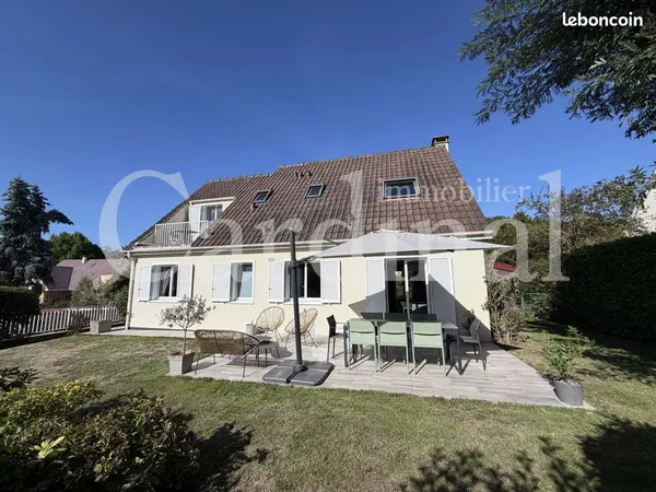 Maison 8 pièces 170 m²