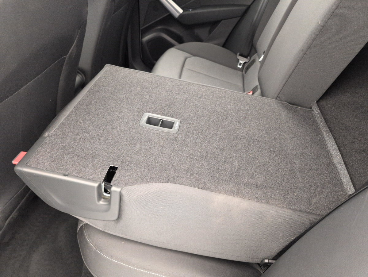 Audi Q2 — photo 12
