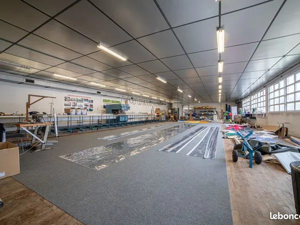 Entrepôt 480 m² Issoudun