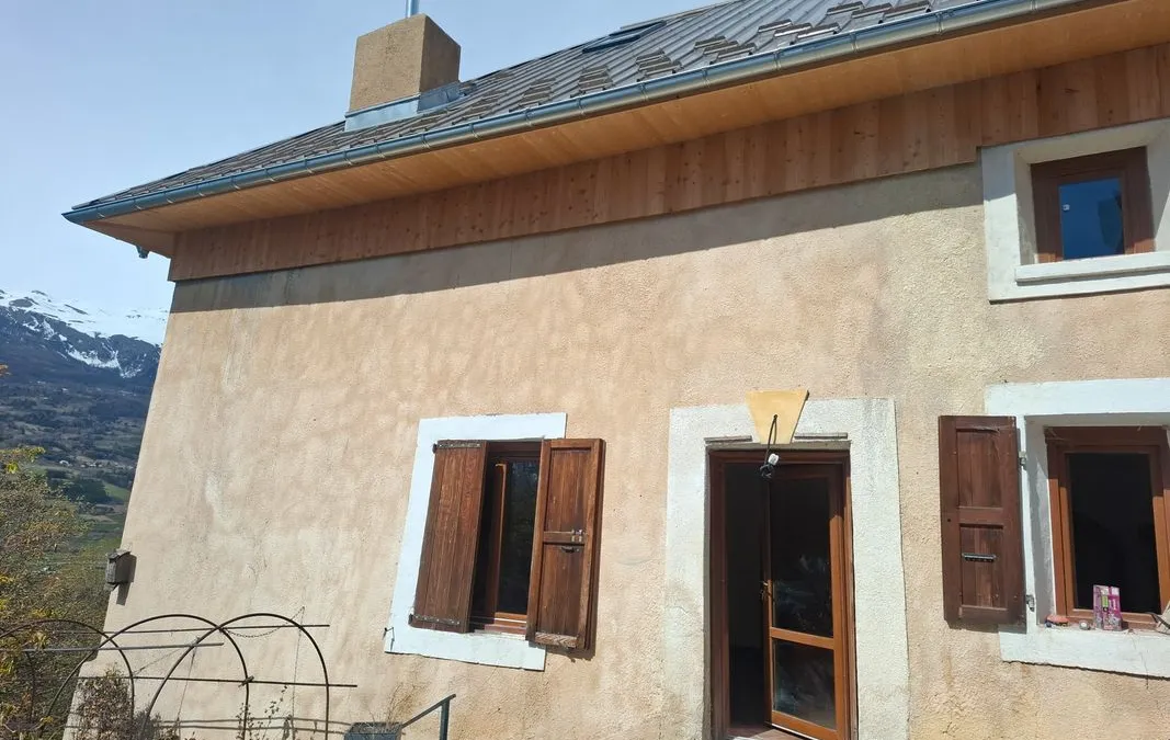 Photo 1