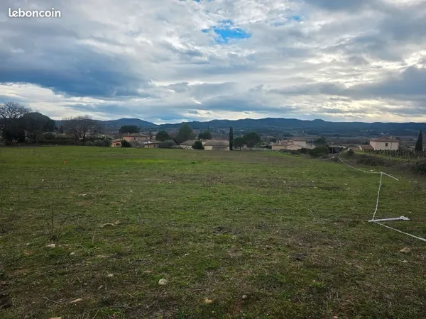 Terrain constructible
