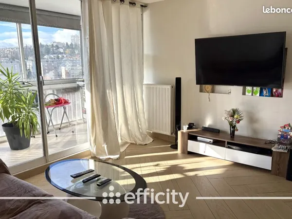 Appartement 4 pièces 82 m²