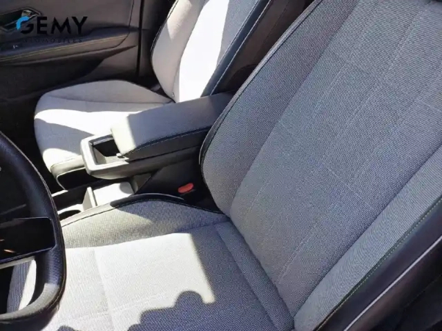 Renault Megane e-tech ev60 220 ch super charge — photo 9