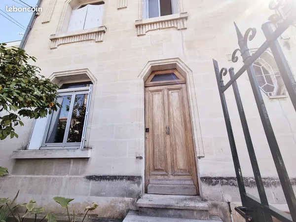 Maison 6 pièces 120 m²