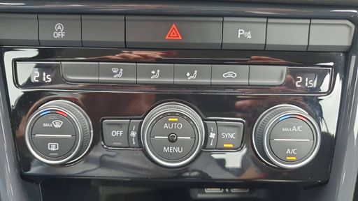 Volkswagen T-Roc 1.5 TSI 150 - Carat – 2019 – 105025 km – Essence – Boîte Manuelle — photo 56