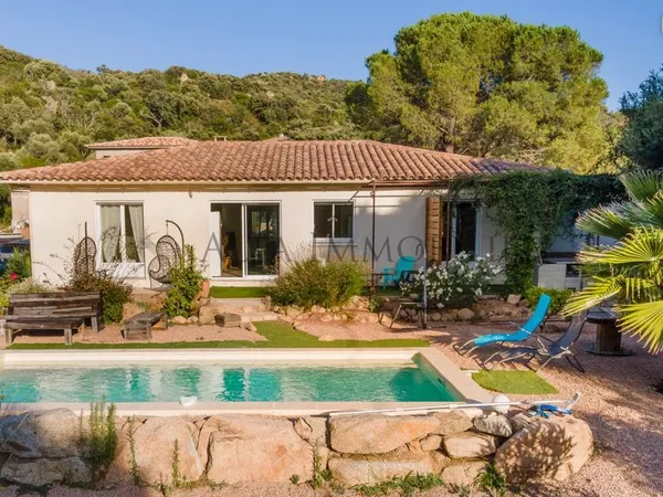 Propriété 4 pièces 94 m²
