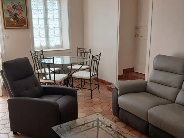 Maison avec extérieur idéal pour retraités