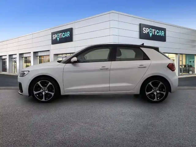 Audi A1 sportback 30 tfsi 110 ch s tronic 7 — photo 2