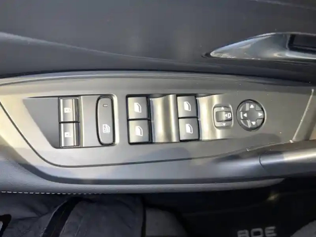 Peugeot 308 puretech 130ch s&amp;s eat8 — photo 12