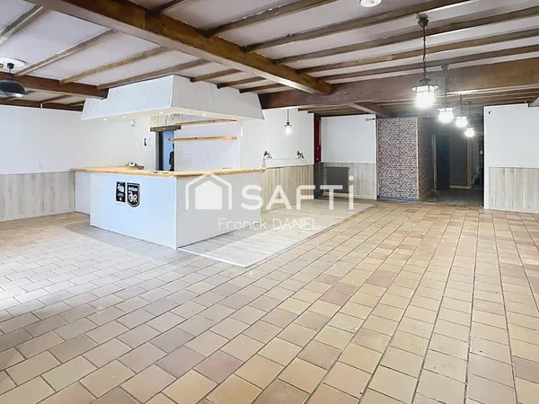 Bâtiment commercial idéalement situé