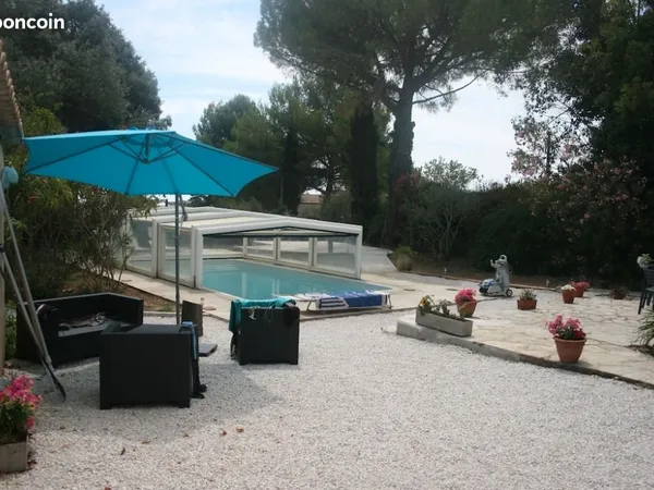 SERVIAN - PROPRIÉTÉ RARE AVEC DEUX MAISONS, PISCINE ET 1 500 m² DE TERRAIN