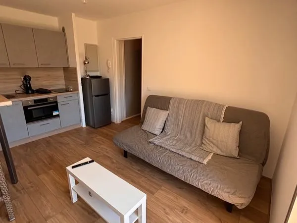 La Ciotat - Studio 20 m² + balcon, parking et cave - 5 min plage