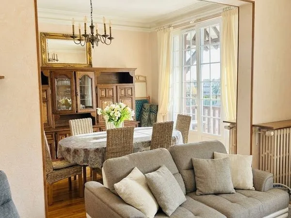 Coup de coeur à Trouville-sur-Mer (14360) - Élégant appartement de charme à deux pas de la mer