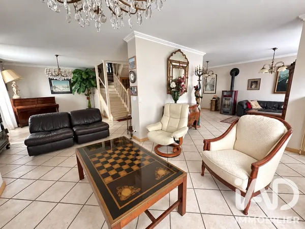 Maison 7 pièces 165 m²