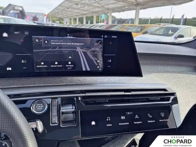 Peugeot 5008 hybrid 136 e-dcs6 — photo 14