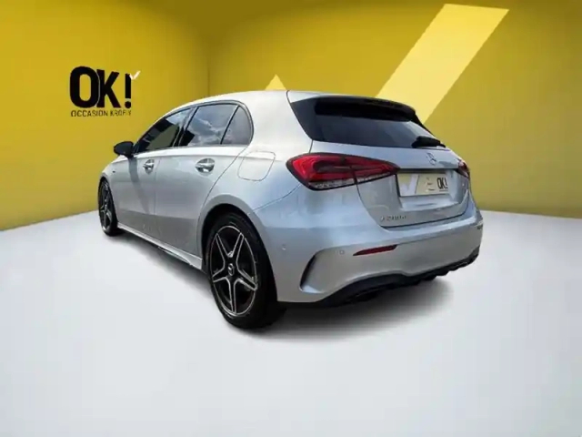 Mercedes Classe A camera   pack sport black — photo 5