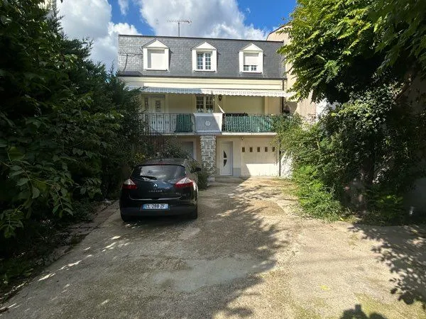 F3 dans un petit immeuble