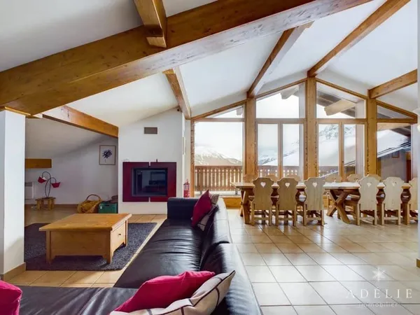 Appartement 8 pièces 227 m²