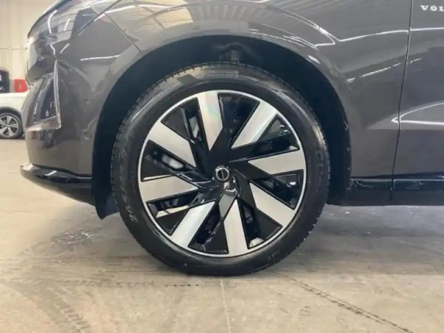 Volvo Ex90 twin performance 517ch ultra 7 places — photo 11
