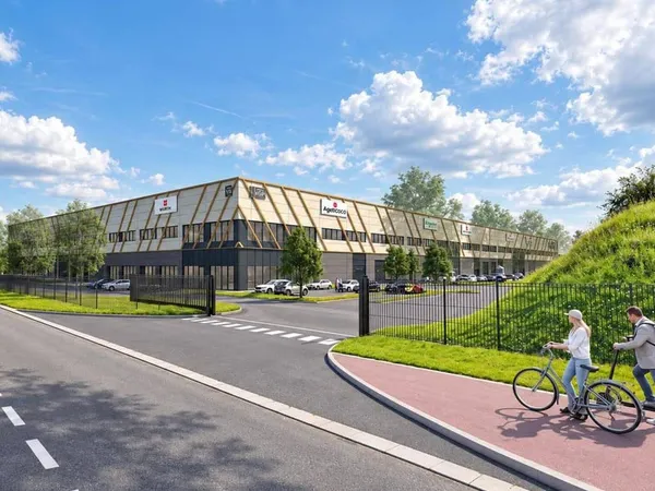 Local d'activité 17688 m²