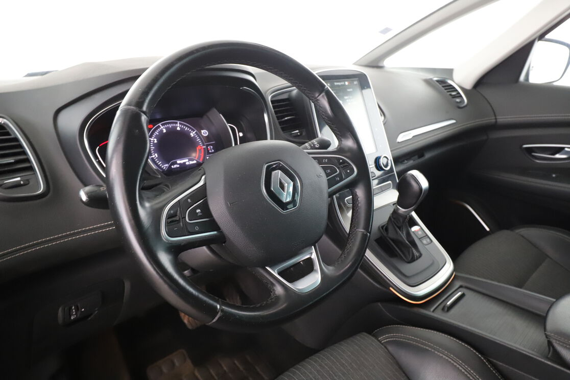 Renault Grand Scenic 1.3 TCe Intens EDC — photo 10
