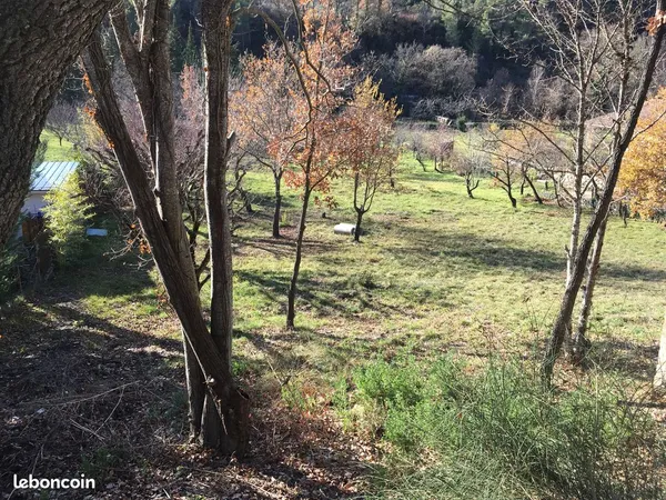 Terrain à bâtir de 3230 m2 BUIS-LES-BARONNIES