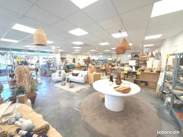 Local commercial 175 m² LA GARDE