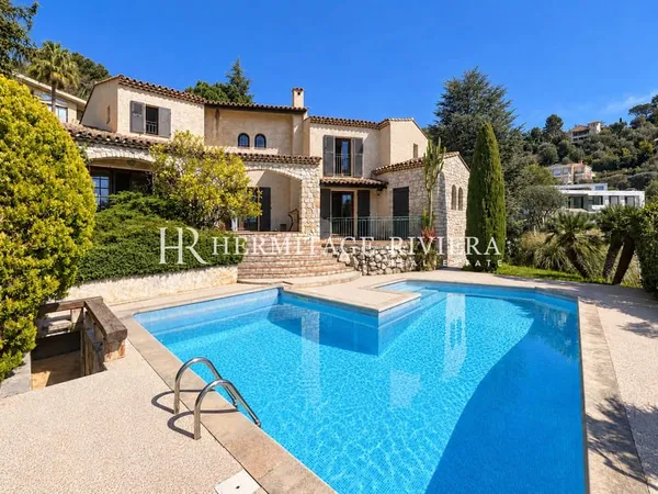 Villa à moderniser - Vue mer - Domaine privé et sécurisé