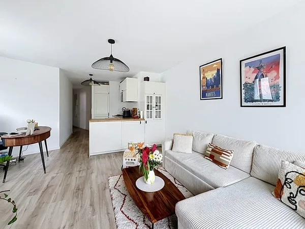 APPARTEMENT T3 RESIDENCE DE 2024 2 STATIONNEMENTS BALCON