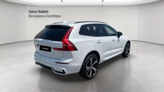 Volvo Xc60 t6 recharge awd 253 ch + 145 ch geartronic 8 — photo 2