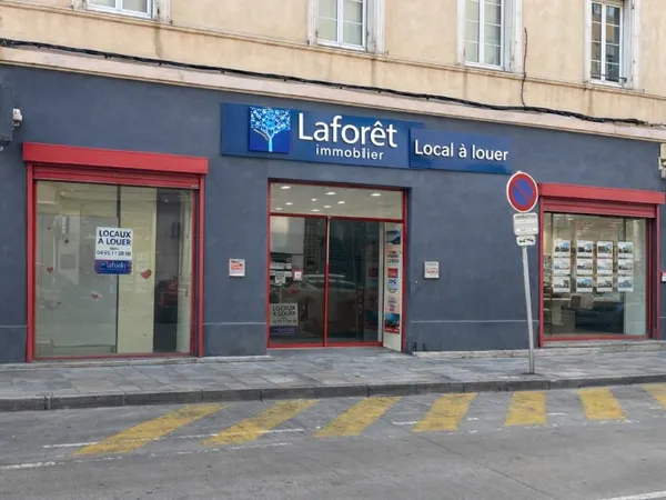Local commercial 75 m²