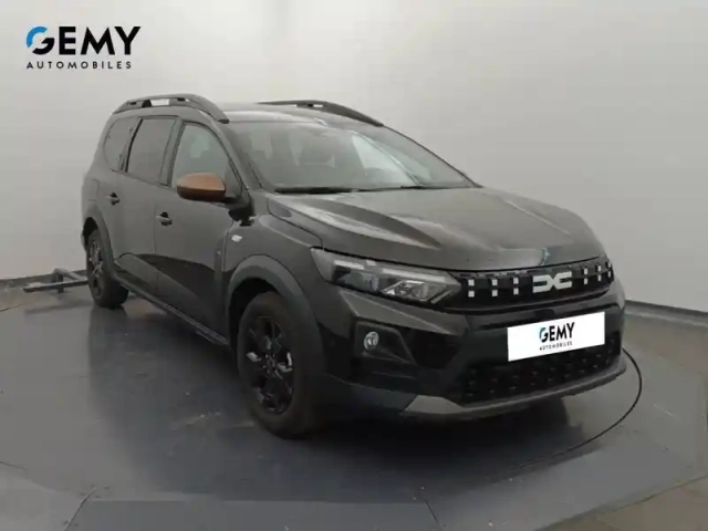 Dacia Jogger tce 110 7 pl — photo 38