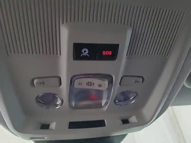 Citroën C5 Aircross hybride 145 ch e-dcs6 — photo 28