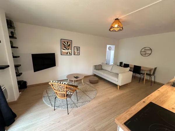 T5 meublé - 4 chambres - Blagnac - 1 600 € CC À louer, bel appartement T5 meublé de 84 m², entièreme