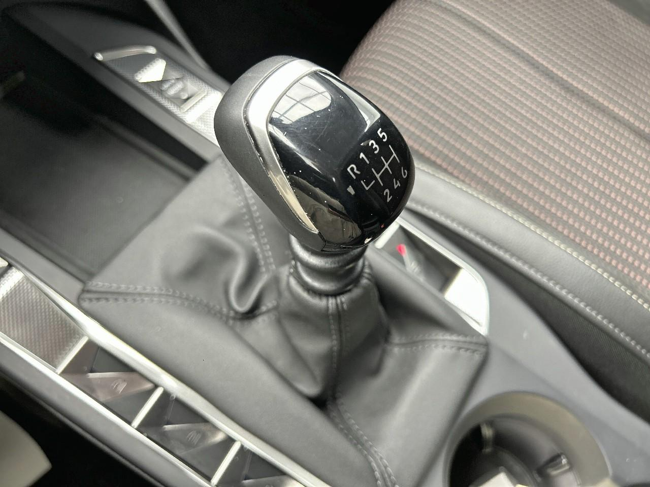 Ds Ds 3 puretech 100 bvm6 performance line — photo 17